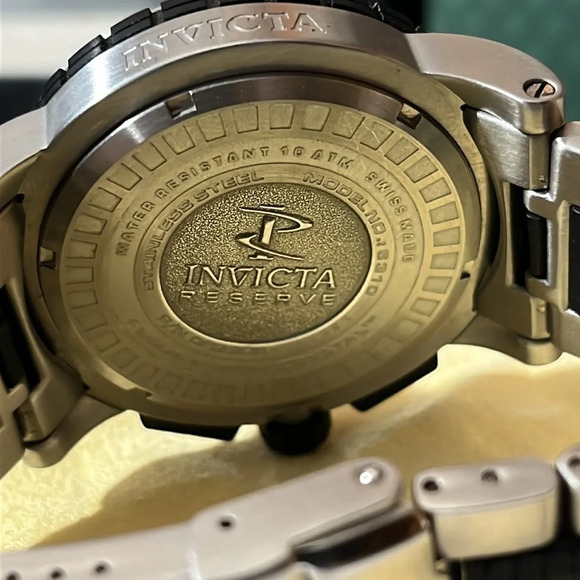 INVICTA RESERVE STAINLESS STEEL CRONO DIAL WATCH WITH BLACK RUBBER INSERTS RARE - Picture 7 of 10